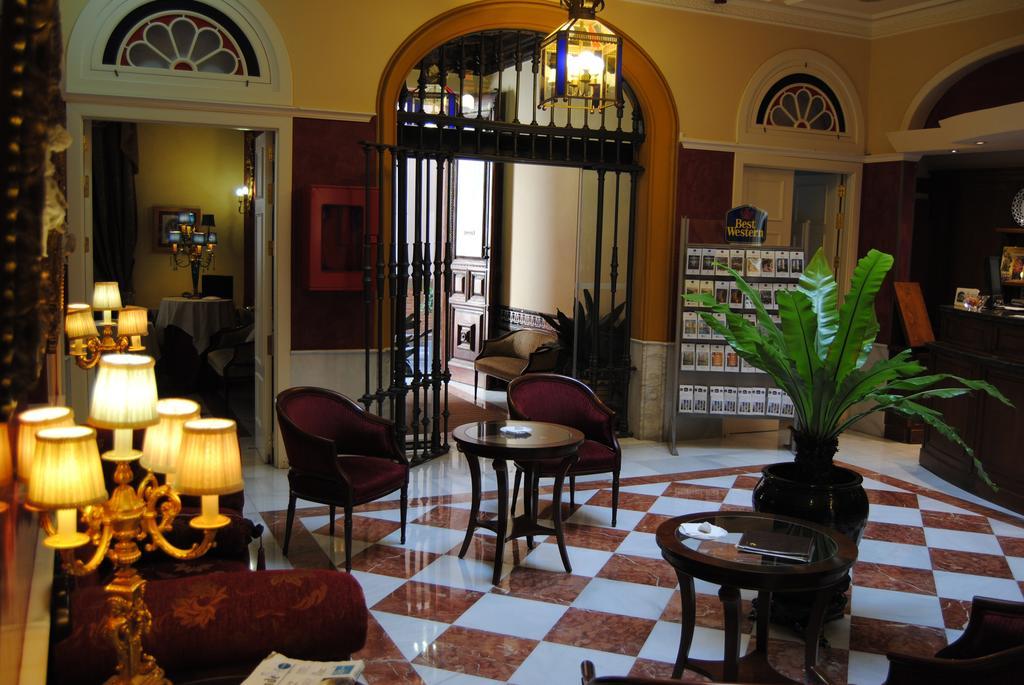 Hotel Cervantes Севиля Екстериор снимка